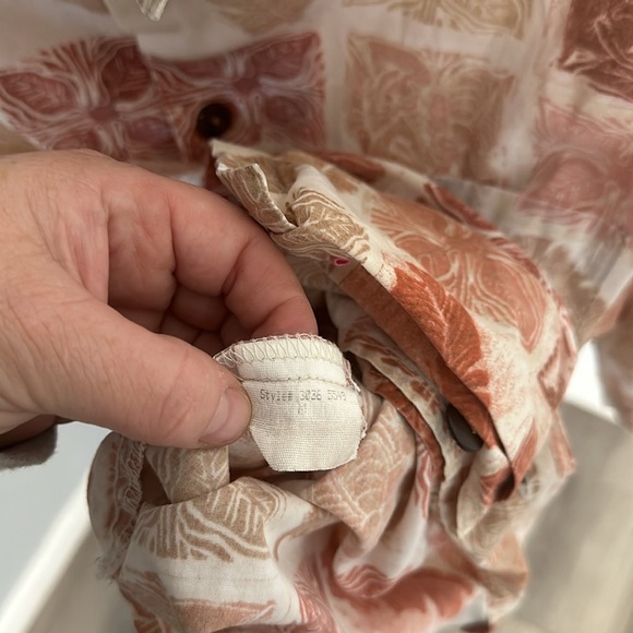 Kahala Hawaiian shirt size M - Picture 6 of 7